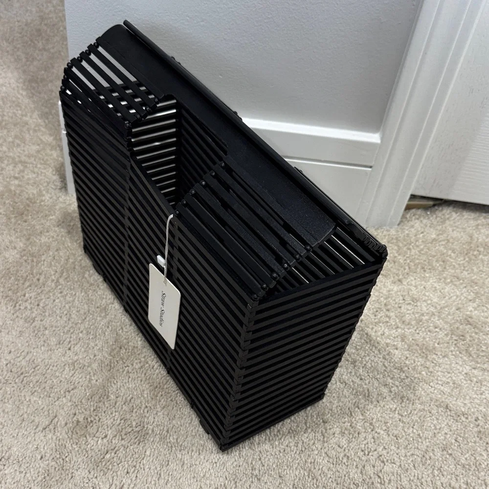 Black Slatted Bamboo Tote Bag - Picture 2 of 5